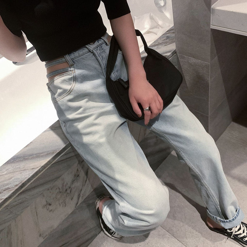 Cut-out waist jeans