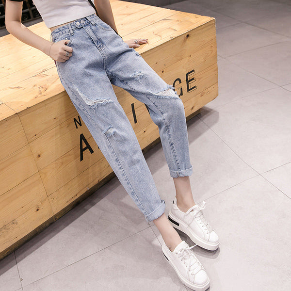 Loose Ripped Jeans