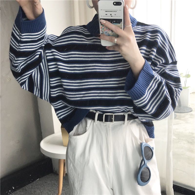 Retro striped short sweater